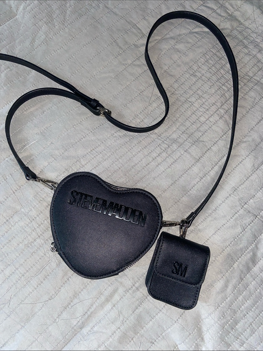 Steve Madden Black Heart Crossbody with Mini Pouch NEVER WORN
